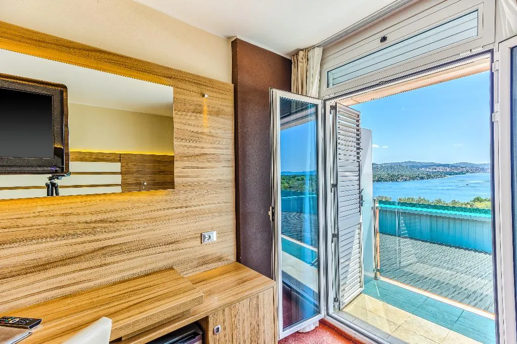SINGLE STANDARD Room, Panorama, Split
