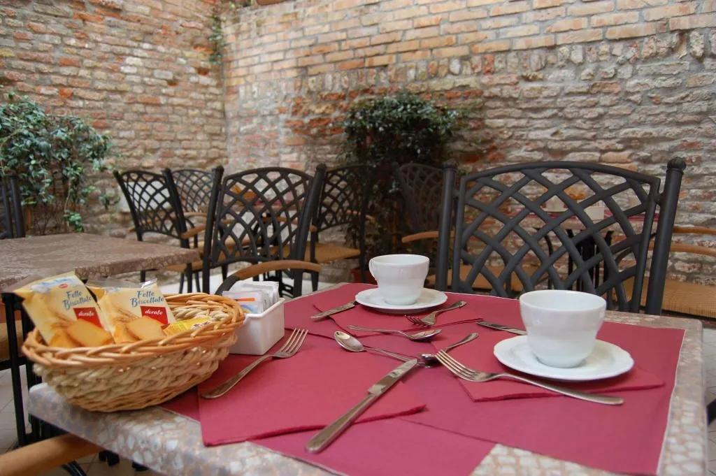 Restaurant, Ca Lucrezia, Venice