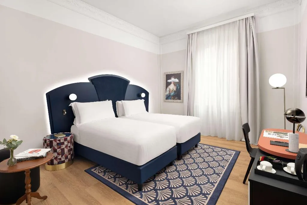 TWIN PREMIUM Room, Anglo American Hotel Florence, Curio Collection, Florence