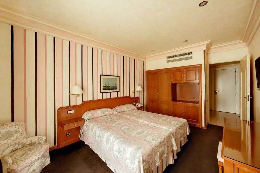 SINGLE STANDARD Room, Lamaro Hotel, Barcelona