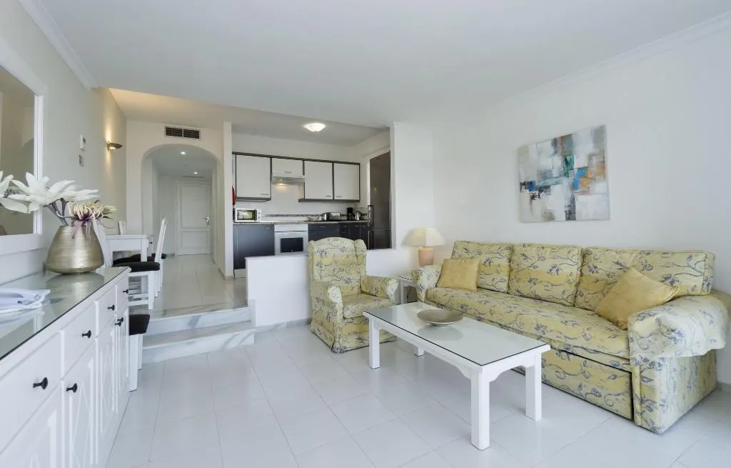 Room, Miraflores Beach & Country Club, Costa Del Sol