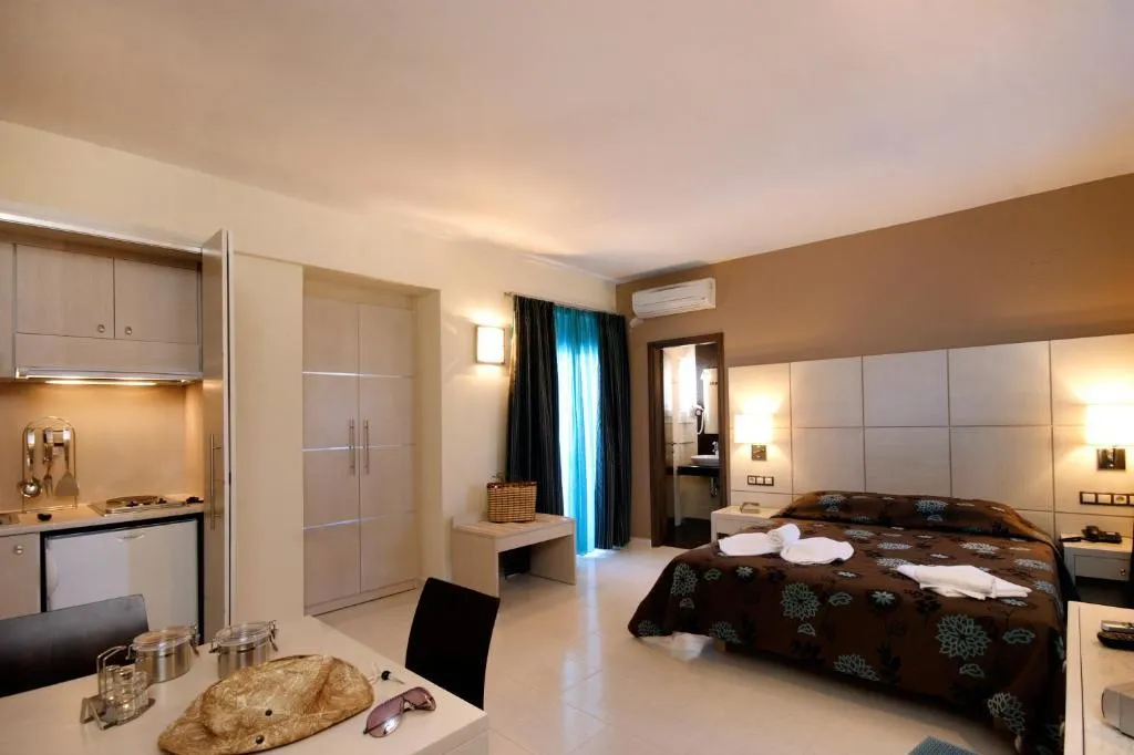 STUDIO STANDARD Room, Theros Hotel, Crete