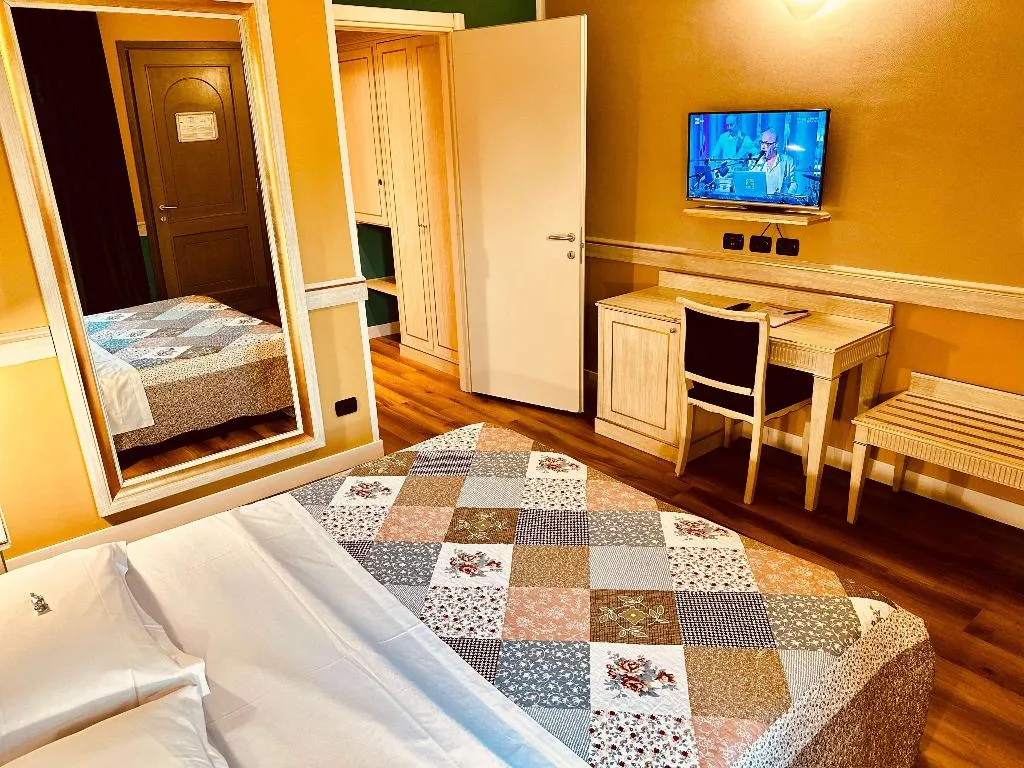 Room, Hotel Malpensa Inn, Milan