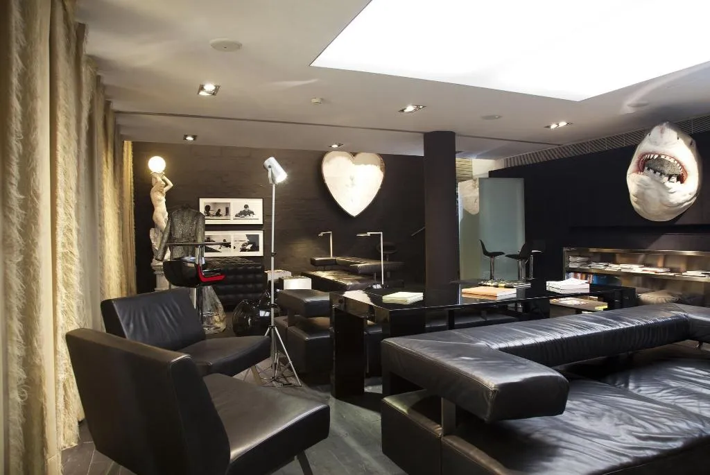 Lobby, HM Jaime III, Majorca