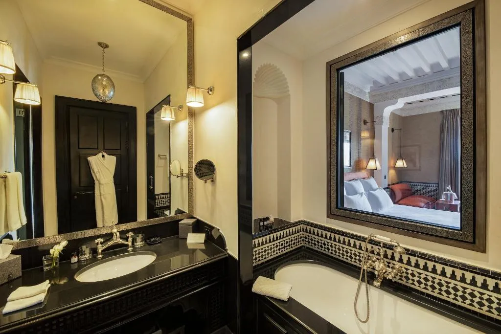 DOUBLE DELUXE QUEEN BED Room, Selman Marrakech, Marrakech