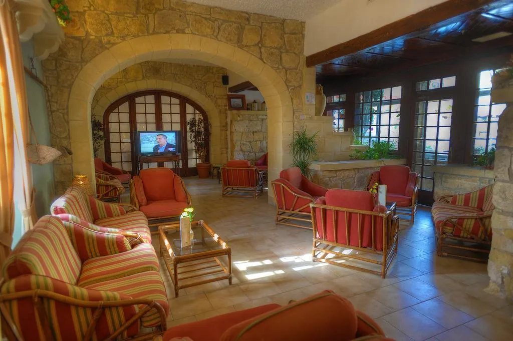Lobby, Cornucopia, Gozo