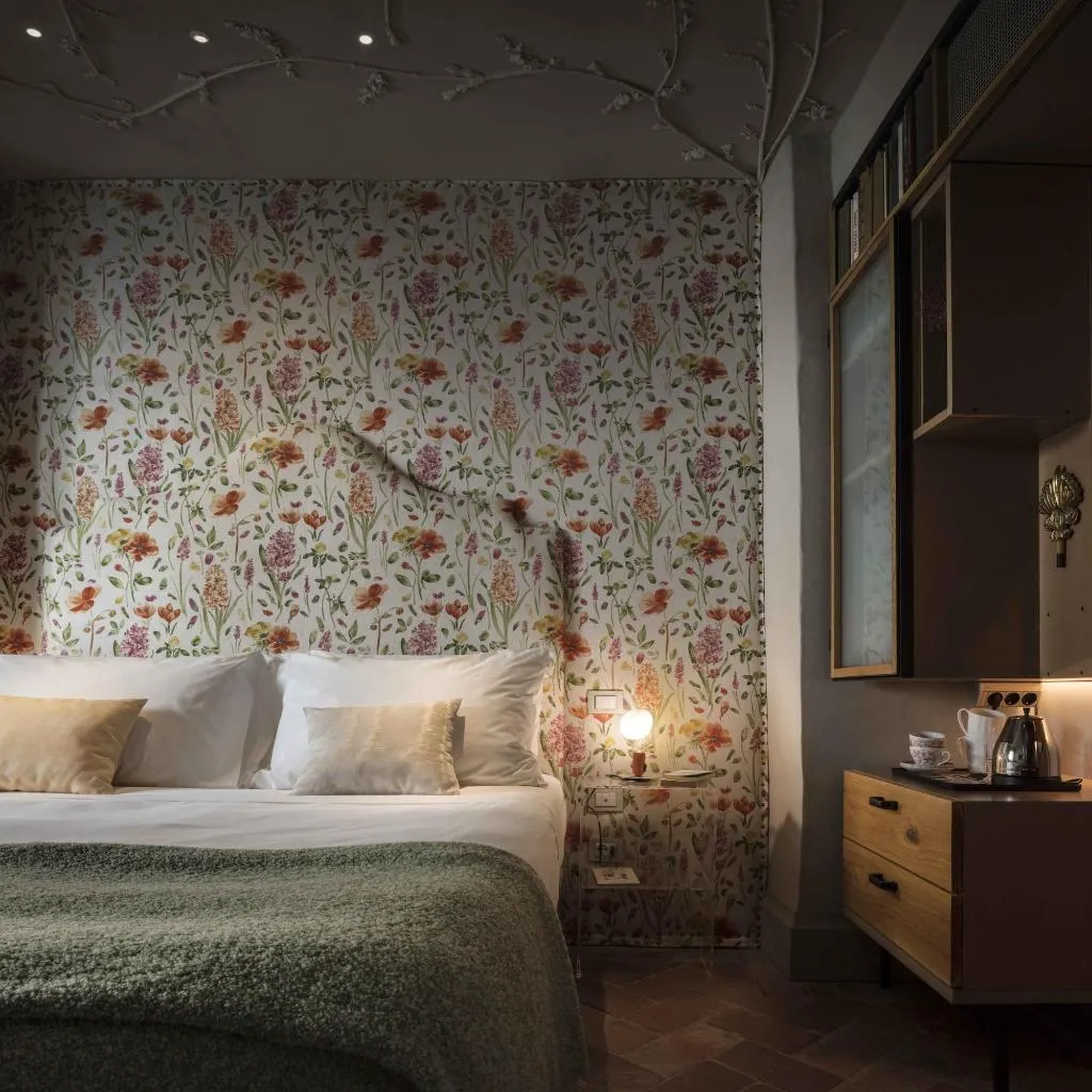 Room, Ottantotto Firenze, Florence