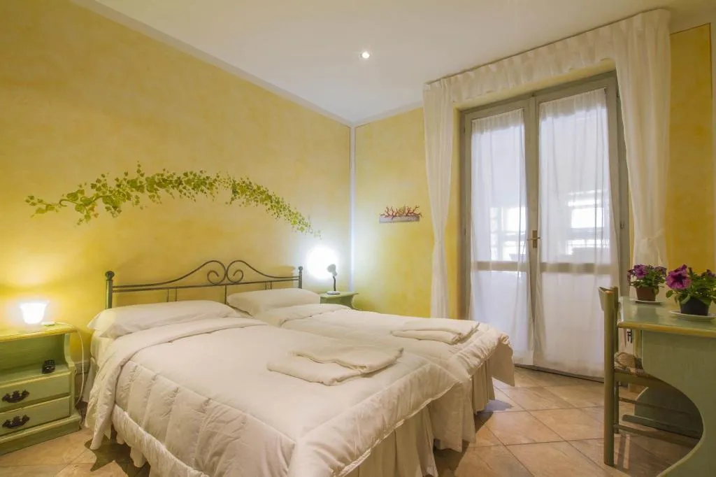 Room, Elisart, Alghero