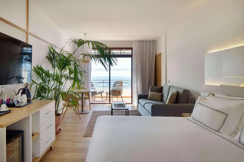 JUNIOR SUITE OCEAN VIEW Room, Melia Jardines del Teide, Tenerife
