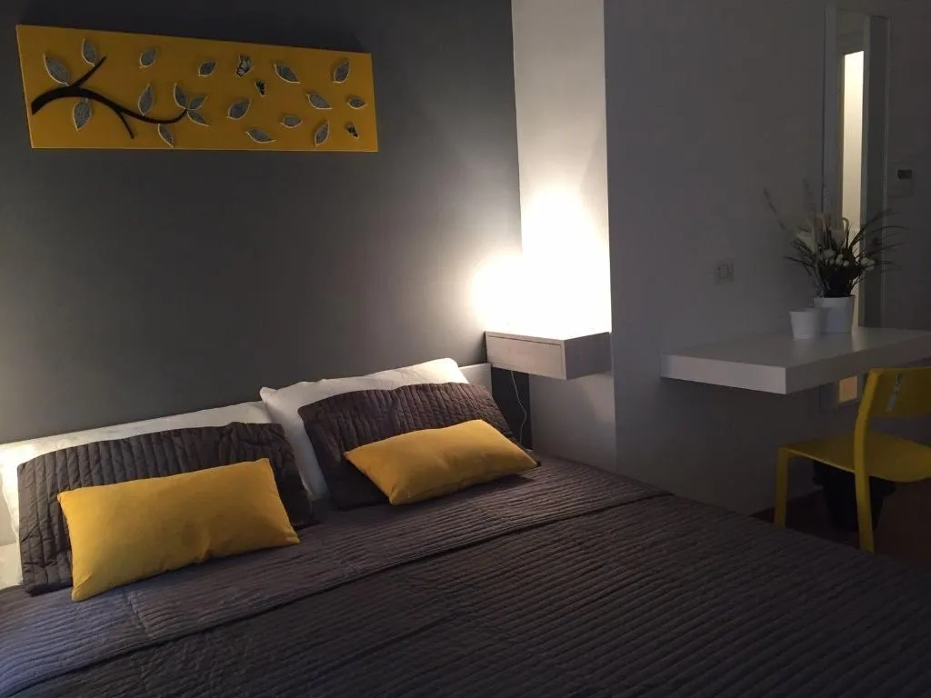 Room, Dormi A Roma, Rome