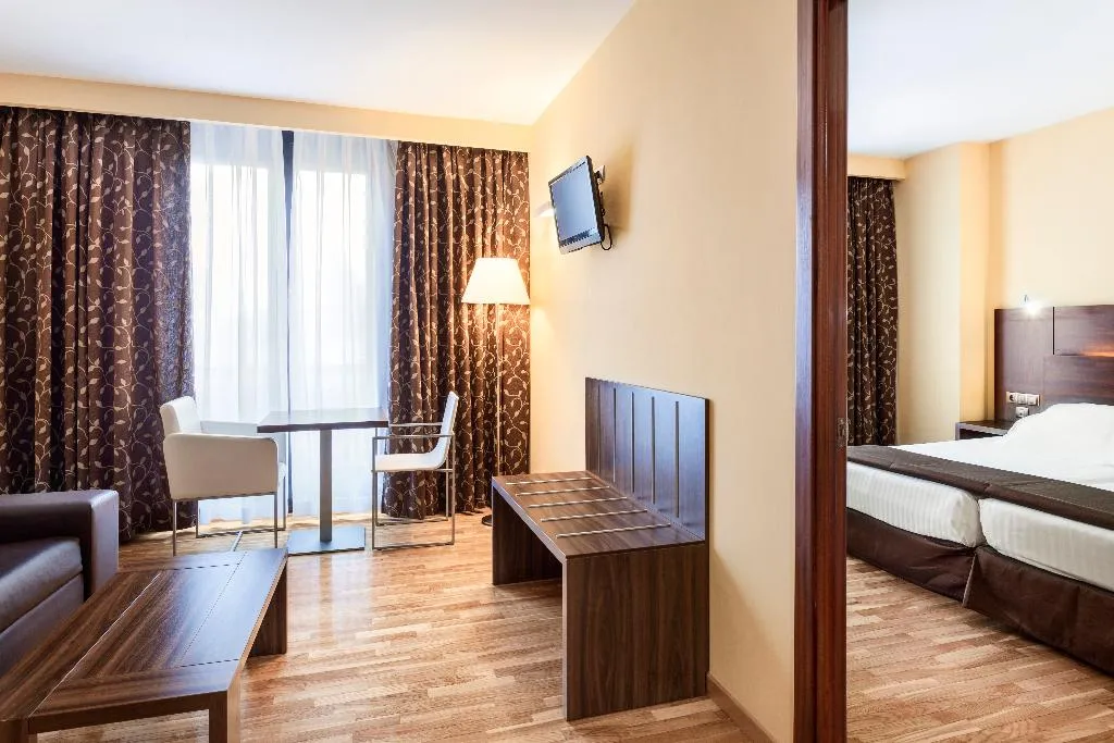 APARTMENT CAPACITY 2 Room, Exe Doña Carlota, Madrid