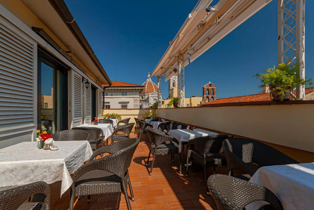 Terrace, B&B Hotel Firenze Laurus Al Duomo, Florence