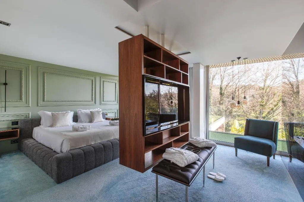 VILLA SUPERIOR FOUR BEDROOMS Room, Hole In One - Golf Villa, Porto