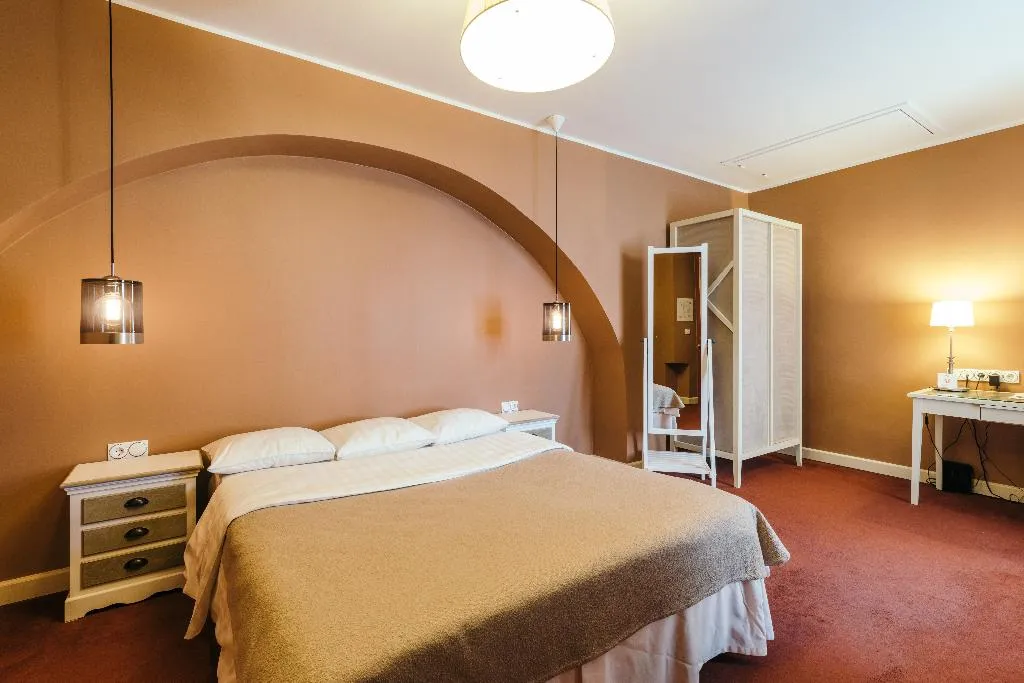 TWIN STANDARD Room, Merchants House, Tallinn