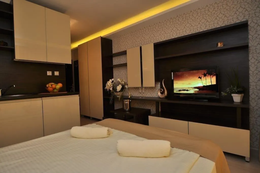 Room, Harmony Suites 2&3, Bourgas