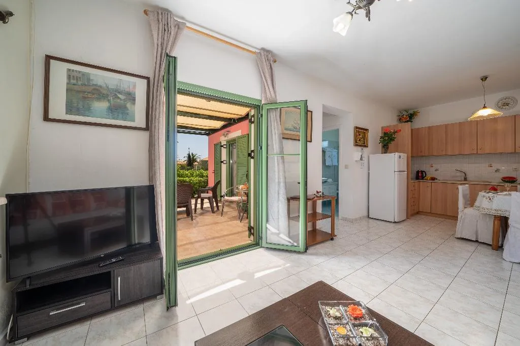 VILLA ONE BEDROOM Room, Monambeles Villas, Kefallinia