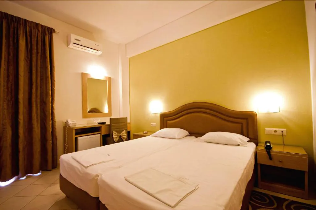 Room, Kronos Hotel, Crete