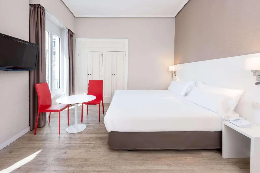 DOUBLE WITH VIEWS Room, Zel Madrid, Madrid