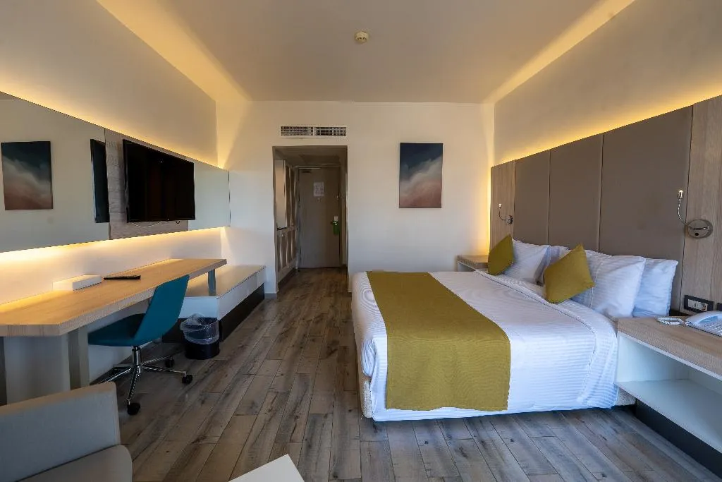 DOUBLE DELUXE POOL VIEW Room, JAZ Palmariva Beach, Red Sea Riviera