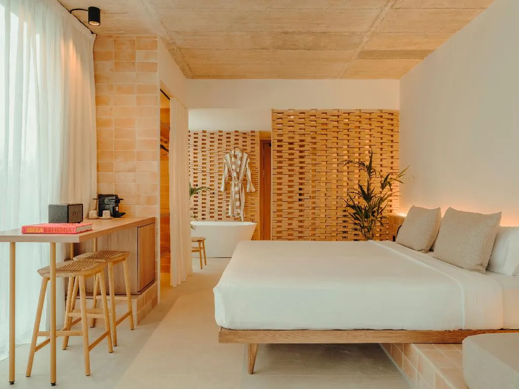 JUNIOR SUITE EXECUTIVE Room, Bonito Ibiza by NCalma Hotels, Ibiza