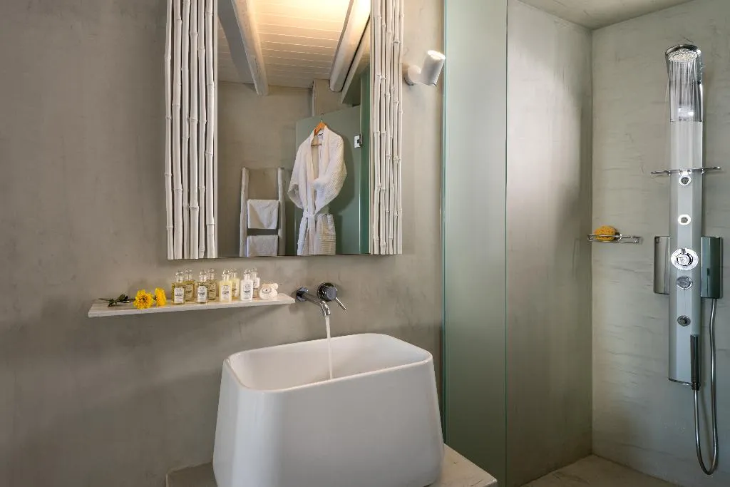 SUITE WITH PRIVATE POOL Room, Mythical Blue Luxury Suites, Santorini