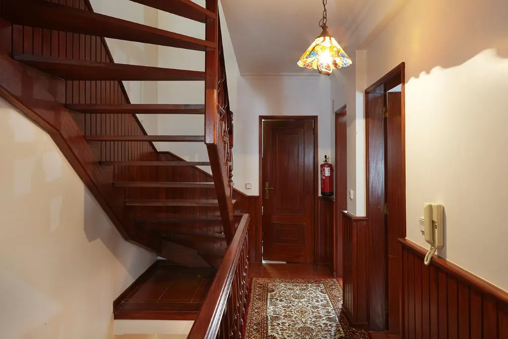 APARTMENT CAPACITY 10 Room, Abrigo Da Montanha Guest House, Porto