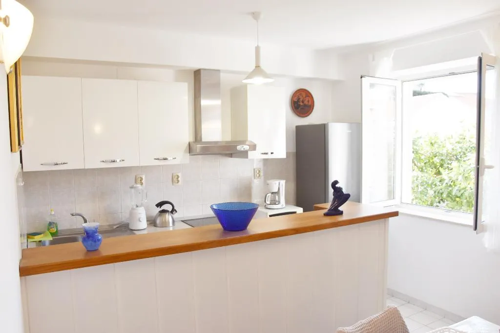 APARTMENT CAPACITY 6 TWO BEDROOMS Room, Vulicevic Apartmani, Dubrovnik