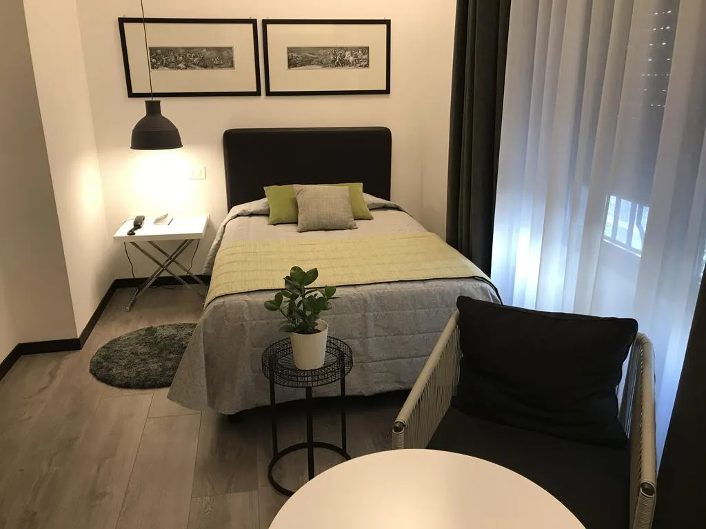 SINGLE SUPERIOR Room, Hotel Bernina Milano, Milan