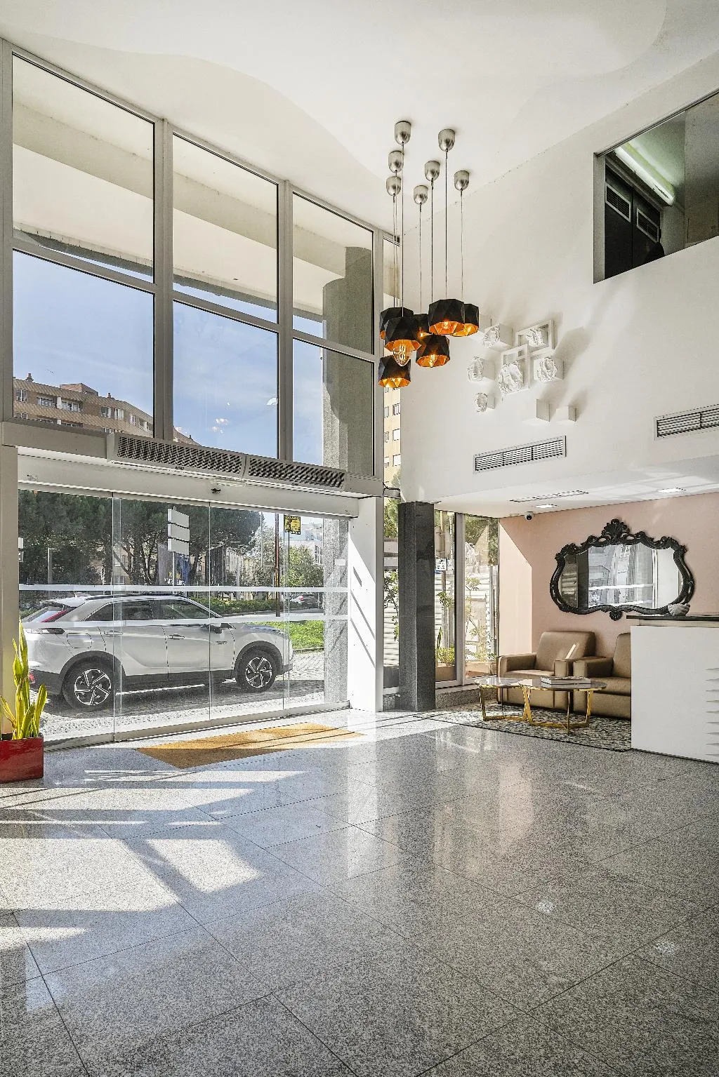 General view, Hotel Amadeos, Porto