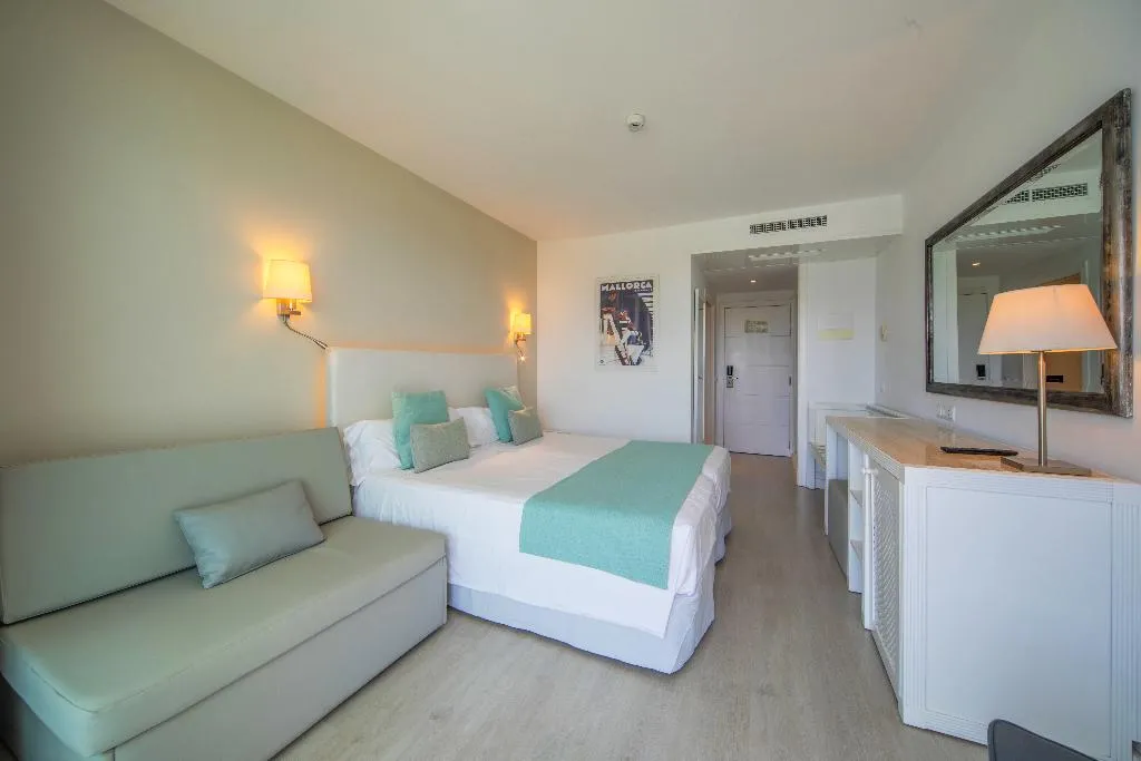 Double or Twin WITH BALCONY Room, Playa Esperanza Resort, Majorca