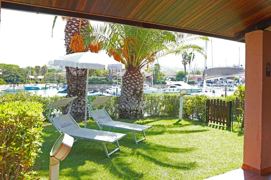 VILLA CAPACITY 6 Room, Portorosa Residence, Catania