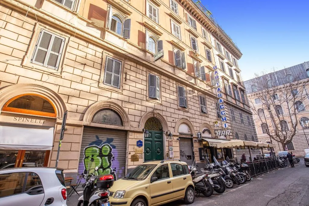 General view, Roma Da Noi, Naples