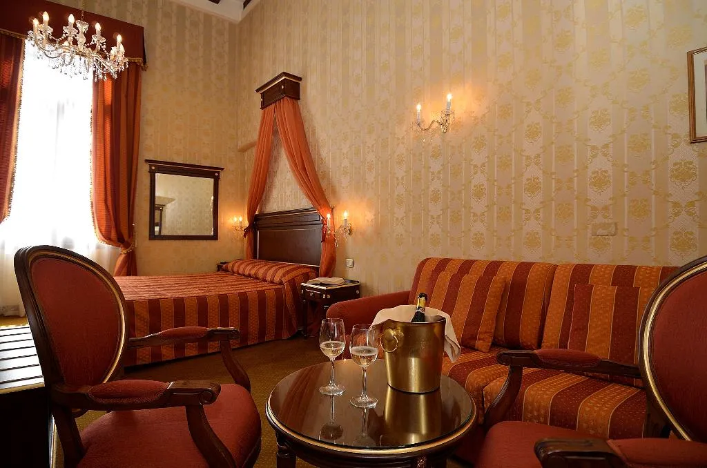 TRIPLE DELUXE Room, Locanda La Corte, Venice