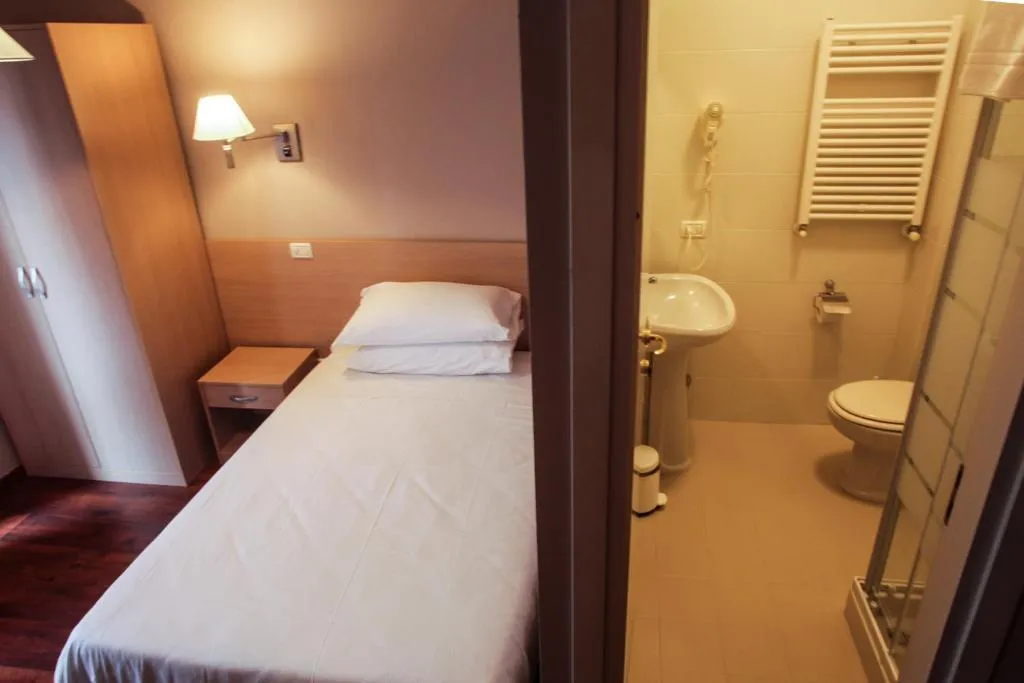SINGLE SUPERIOR WITH BALCONY Room, Hotel Di Porta Romana, Milan