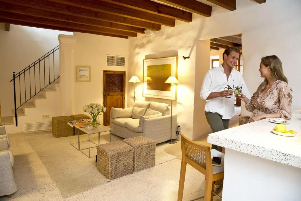 Lobby, Cases de Son Barbassa, Majorca
