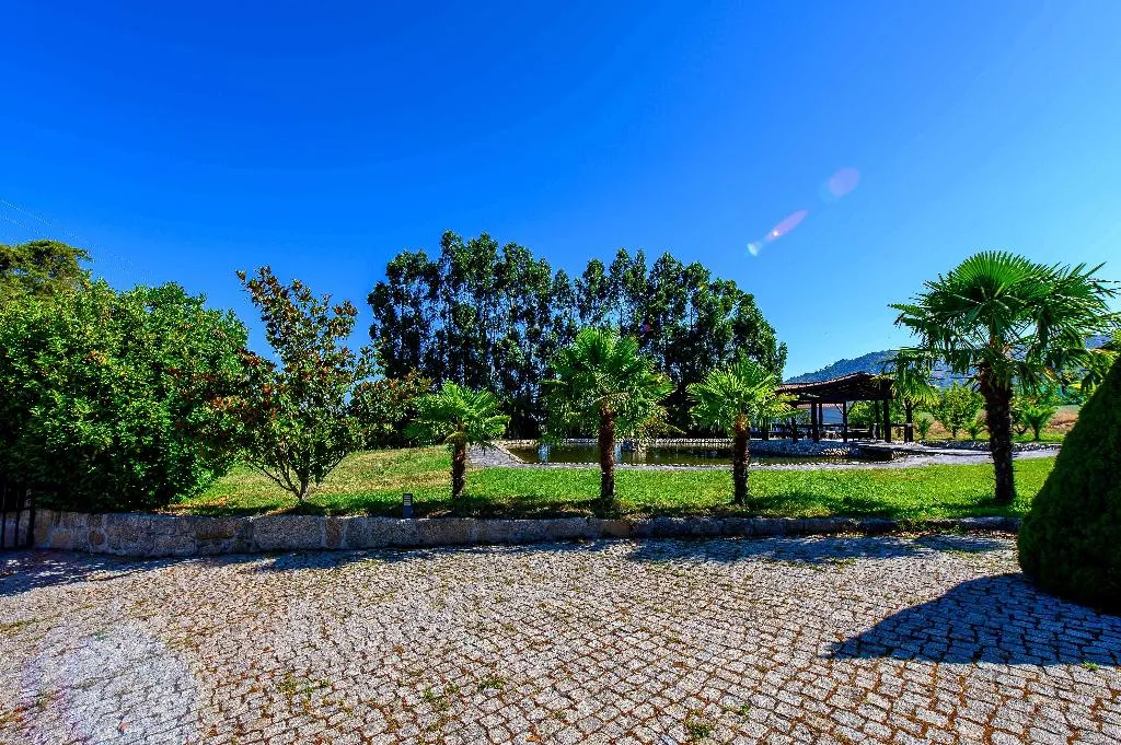 LODGE LAKE VIEW Room, Quinta Do Quinto, Porto