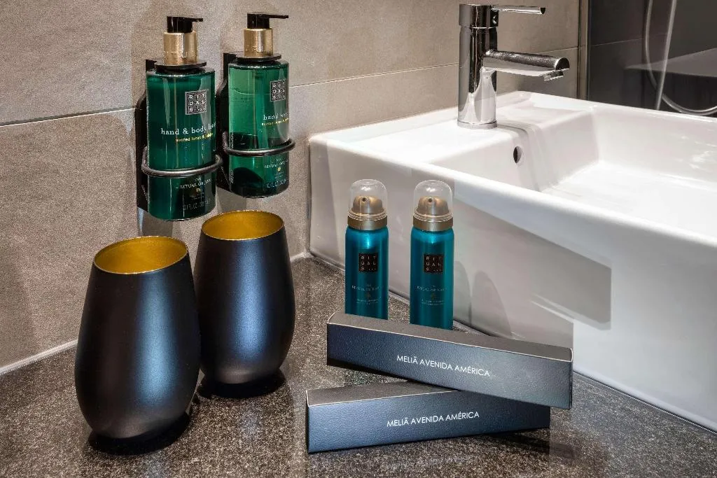 SUITE STANDARD Room, Melia Avenida America, Madrid