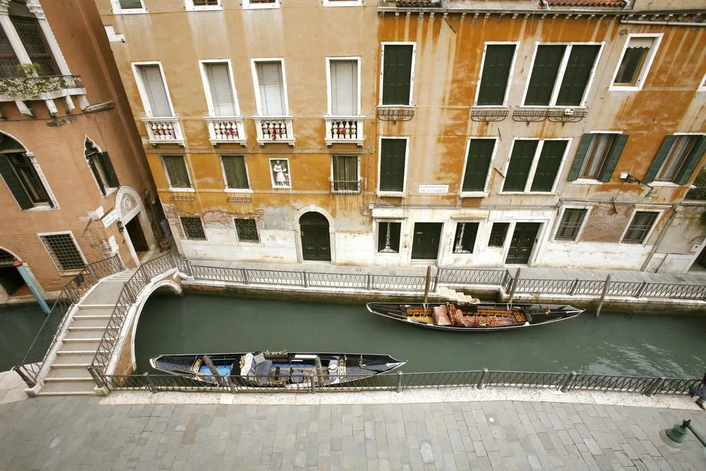 General view, Corte dei Greci, Venice