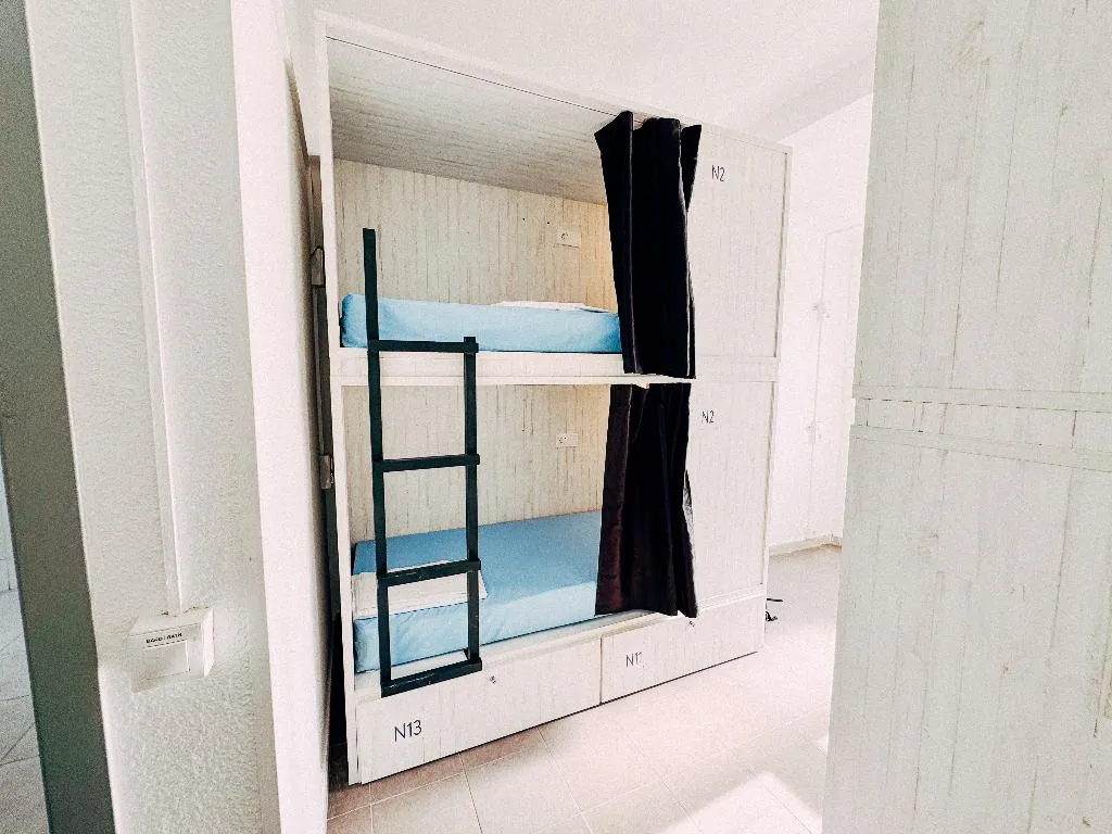 Bed in dormitory CAPACITY 4 Room, MadVibes Hostel Gran Vía, Madrid