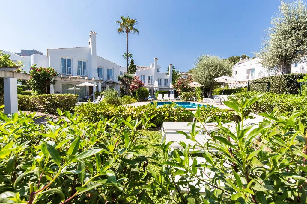 VILLA STANDARD Room, La Pérgola, Majorca