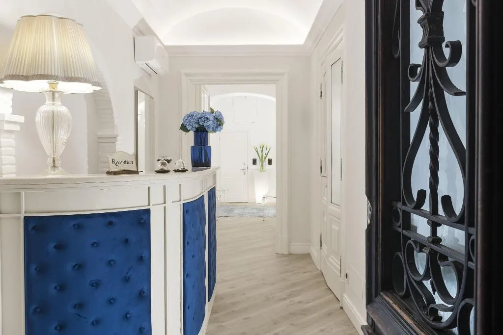 Lobby, Residenza Zanardelli, Rome