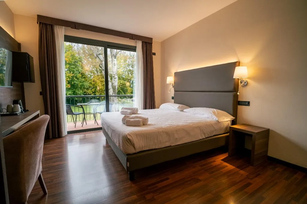 DOUBLE SUPERIOR WITH TERRACE Room, Yachting Hotel Mistral, Milan