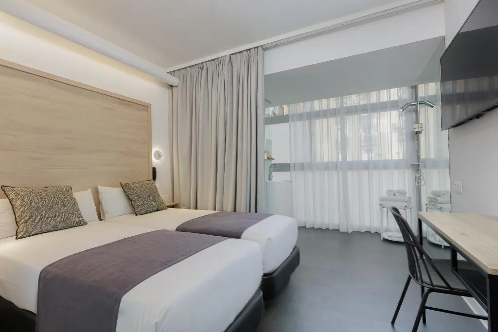 DOUBLE STANDARD Room, Casa Lit Barcelona, Barcelona
