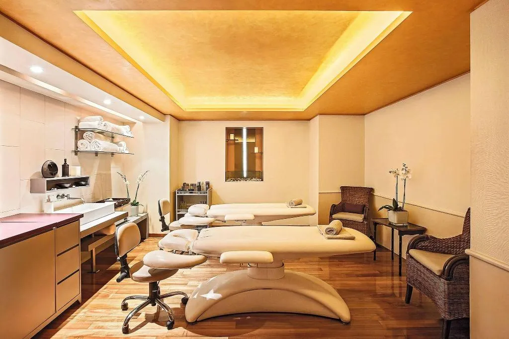 Sports and Entertainment, Grande Bretagne, A Luxury Collection Hotel, Athens