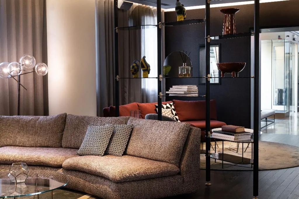 Lobby, Litta Palace, Milan