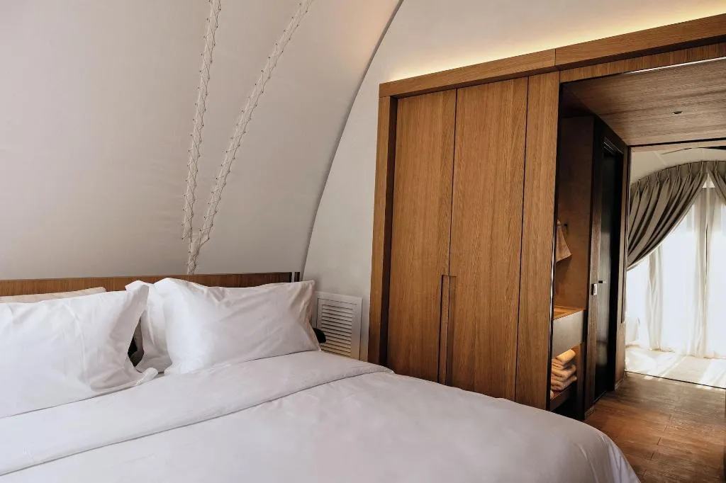 Room, 91 Athens Riviera, The Resort, Athens