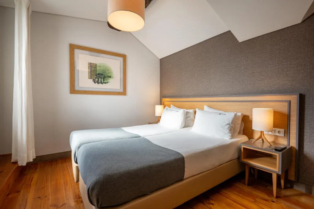 DOUBLE ECONOMY Room, Feels Like Home Santa Catarina Prime Suites, Porto
