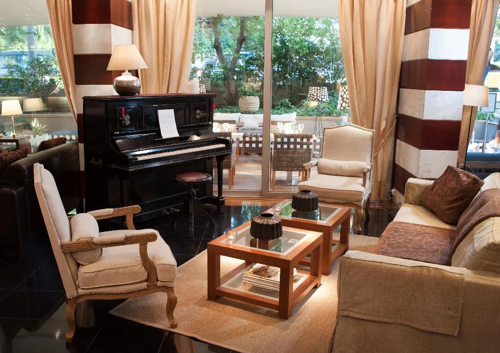 Lobby, Sea View, Athens