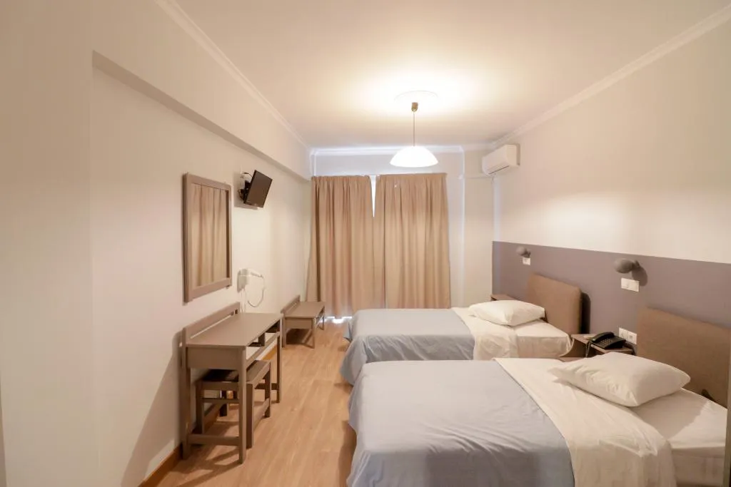 TWIN STANDARD Room, Athens Hawks, Athens