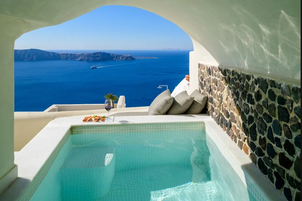 FAMILY ROOM TWO BEDROOMS Room, Andromeda Villas, Santorini